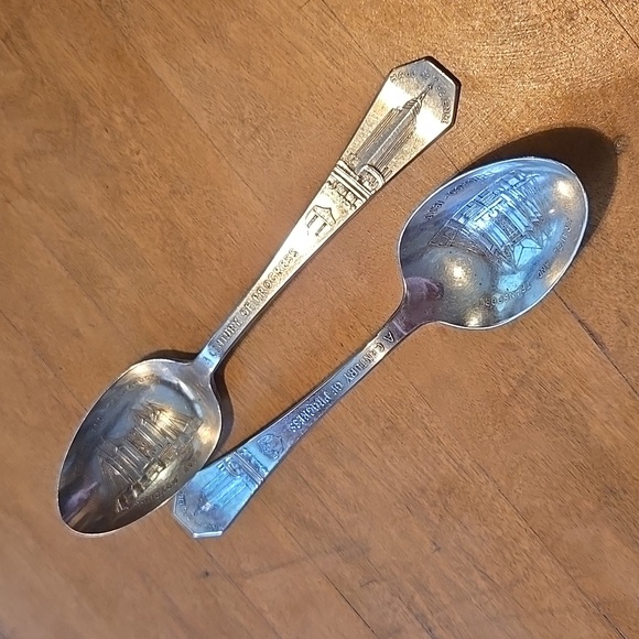 CHICAGO 1933 WORLDS FAIR SOUVENIR SPOONS - Picture 1 of 6